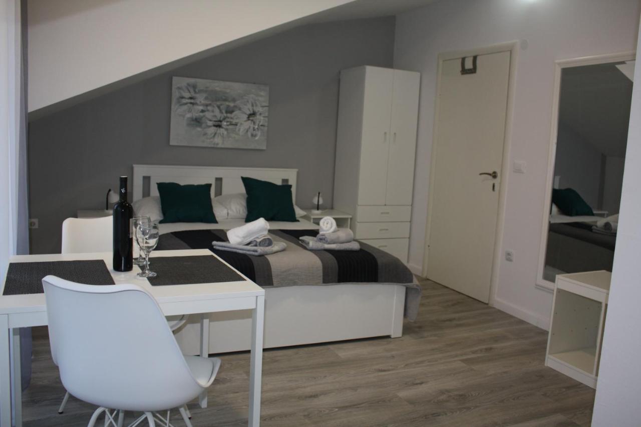 Petra Apartment